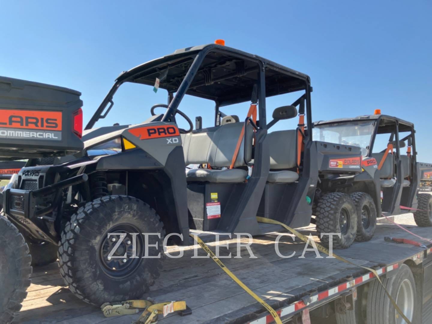 2022 Polaris Pro XD Crew 4000D Equipment Image0