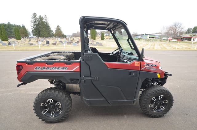 Image of Polaris Ranger XP 1000 Crew equipment image 3