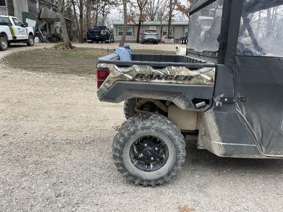 Image of Polaris Ranger XP 1000 equipment image 2