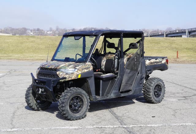 Image of Polaris Ranger XP 1000 equipment image 2
