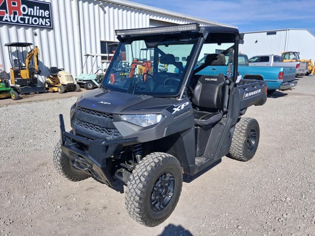 Image of Polaris Ranger XP 1000 equipment image 2