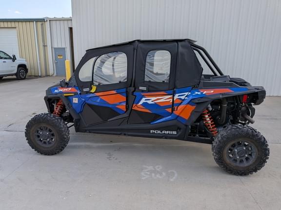Image of Polaris RZR XP 1000 Crew equipment image 1