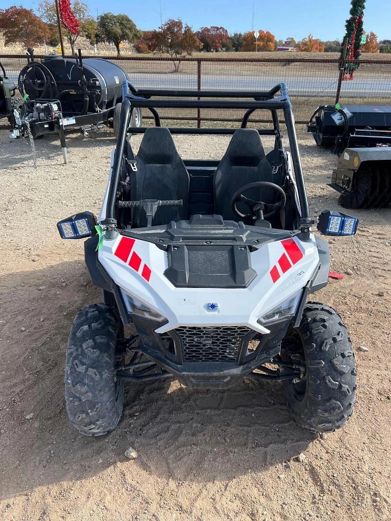 Image of Polaris RZR 200 EFI Image 1