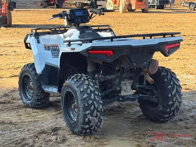 Image of Polaris Sportsman 570 equipment image 2