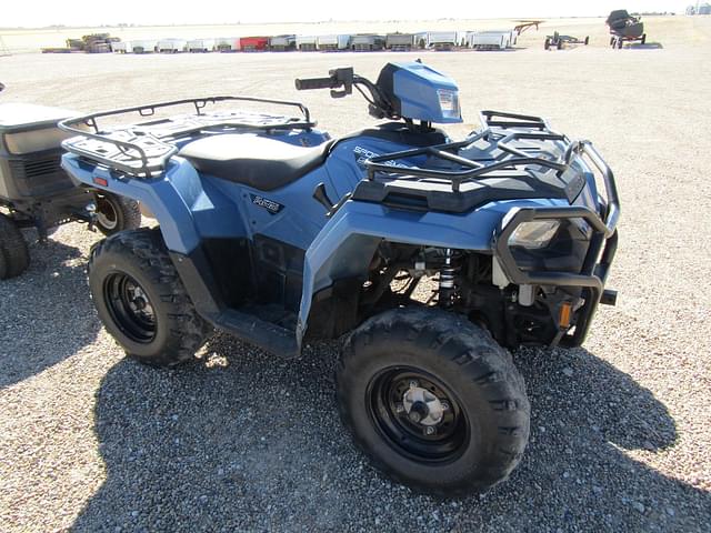 Image of Polaris Sportsman Touring 570 EFI equipment image 1