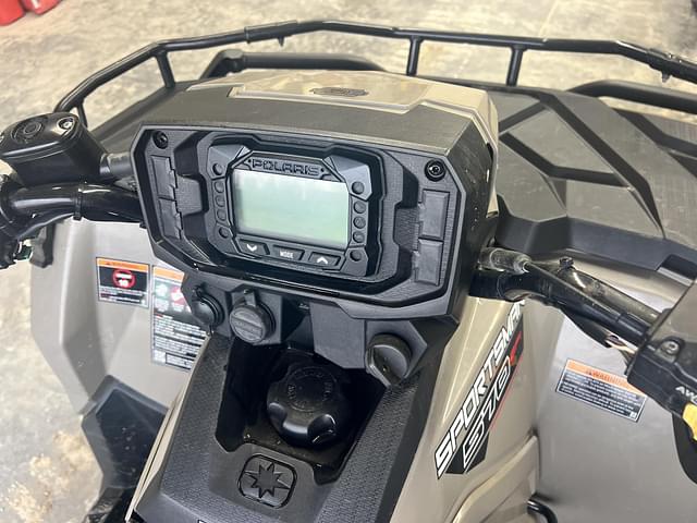 Image of Polaris Sportsman 570 EPS equipment image 2