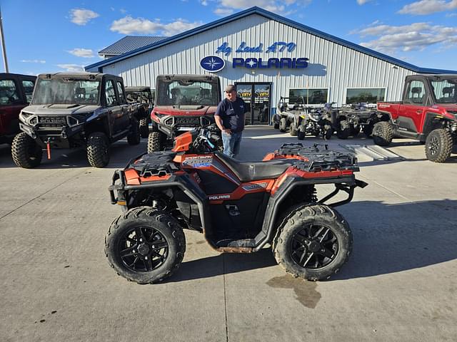 Image of Polaris Sportsman 850 equipment image 2