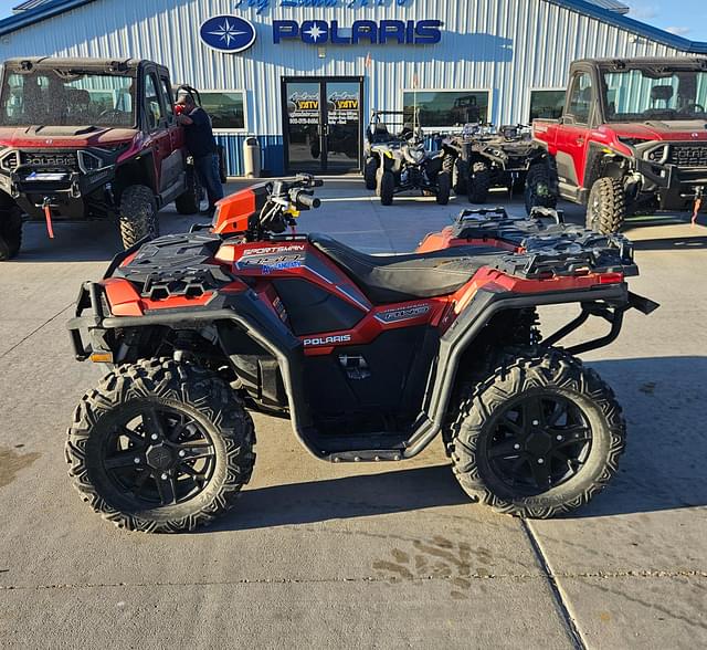 Image of Polaris Sportsman 850 equipment image 2