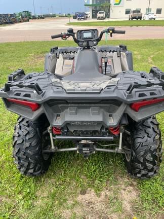 Image of Polaris Sportsman 850 Premium equipment image 3