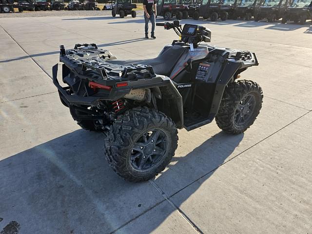 Image of Polaris Sportsman 850 equipment image 4