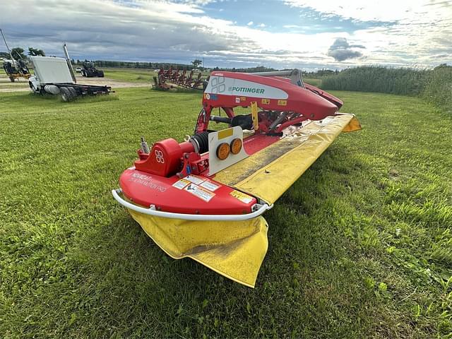 Image of Pottinger Novacat 351/A10 equipment image 3