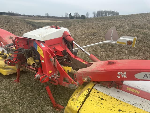 Image of Pottinger Novacat 351/A10 equipment image 3