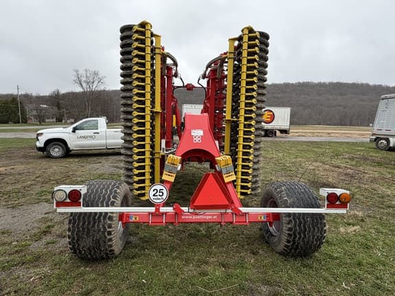 Image of Pottinger Terradisc 6001T equipment image 1