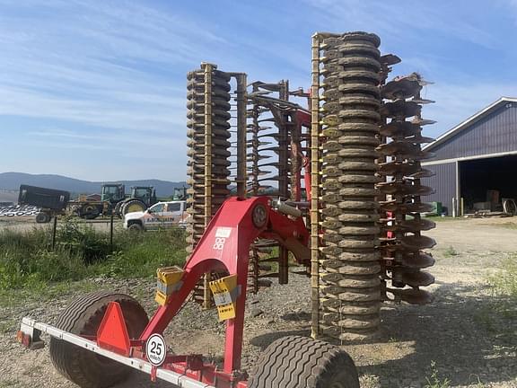 Image of Pottinger Terradisc 6001T equipment image 2