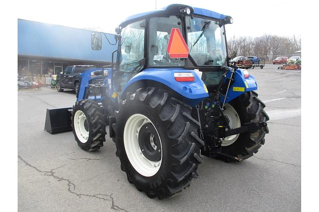 Image of New Holland PowerStar 75 equipment image 2