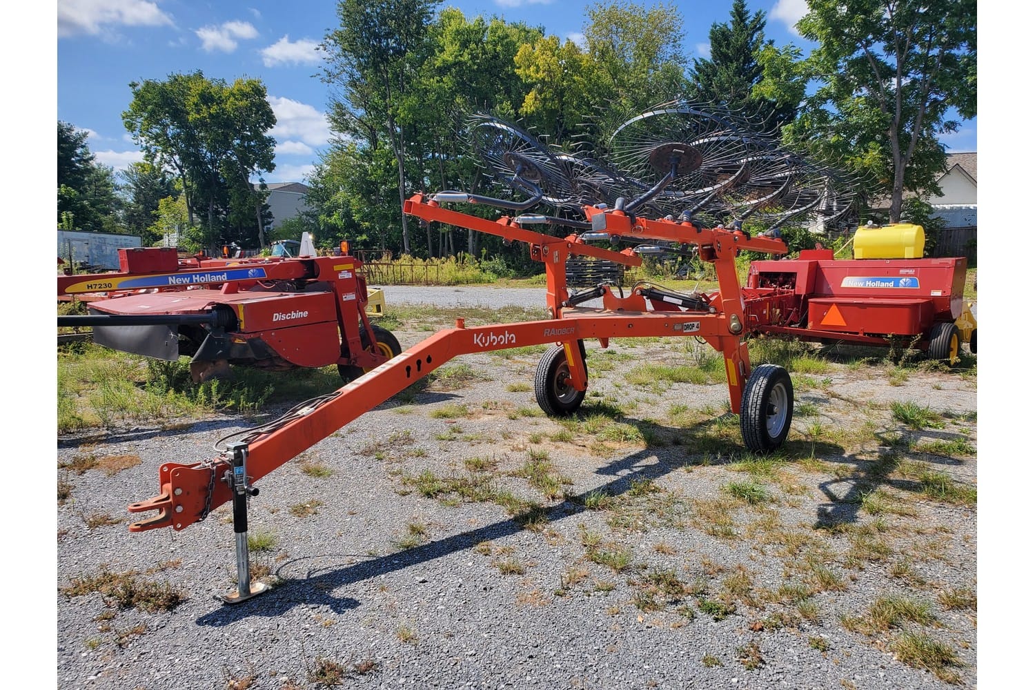 2022 Kubota RA108CR Equipment Image0