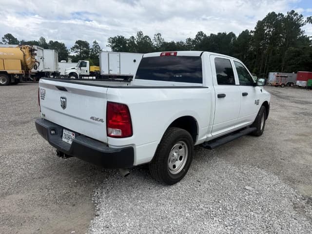 Image of Dodge Ram 1500 equipment image 4