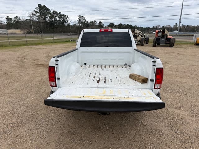 Image of Dodge Ram 1500 equipment image 4