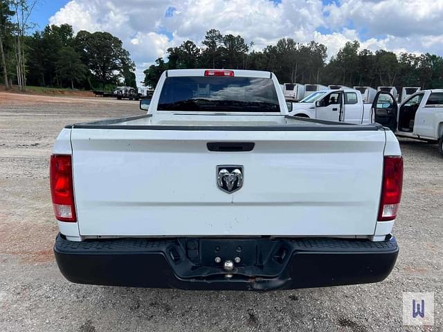 Image of Dodge Ram 1500 equipment image 4