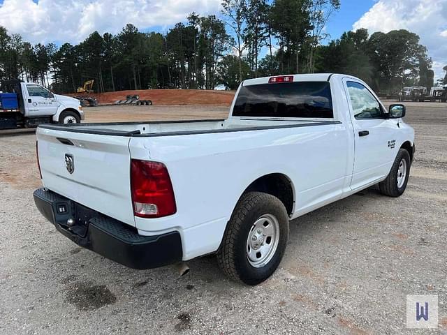 Image of Dodge Ram 1500 equipment image 3