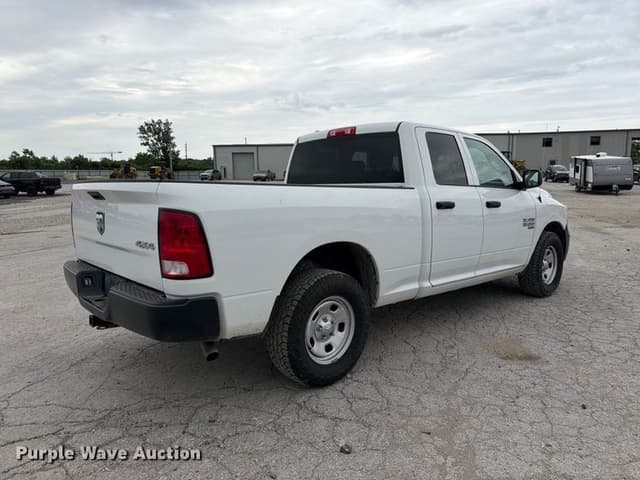 Image of Dodge Ram 1500 equipment image 4