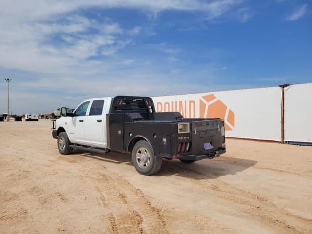 Image of Dodge Ram 2500 equipment image 2