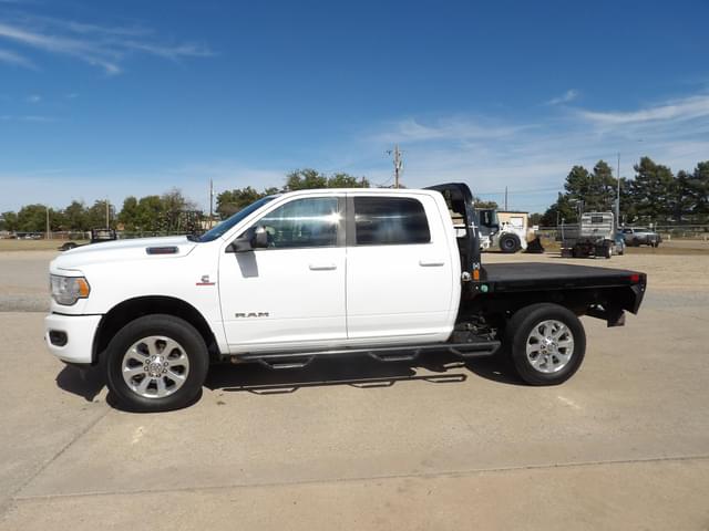 Image of Dodge Ram 2500 equipment image 2