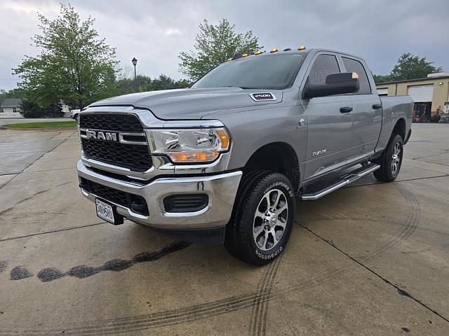 Image of Dodge Ram 2500 equipment image 1