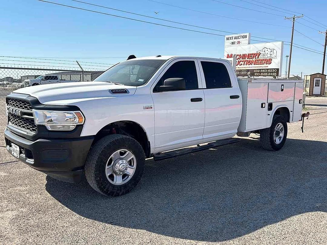 Image of Dodge Ram 2500 Primary image