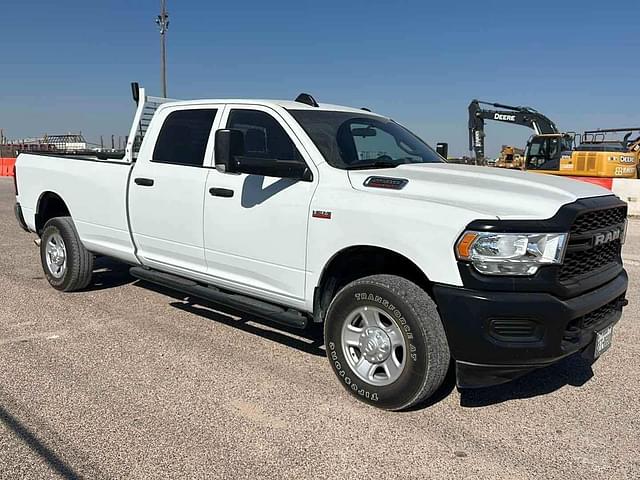 Image of Dodge Ram 2500 equipment image 1