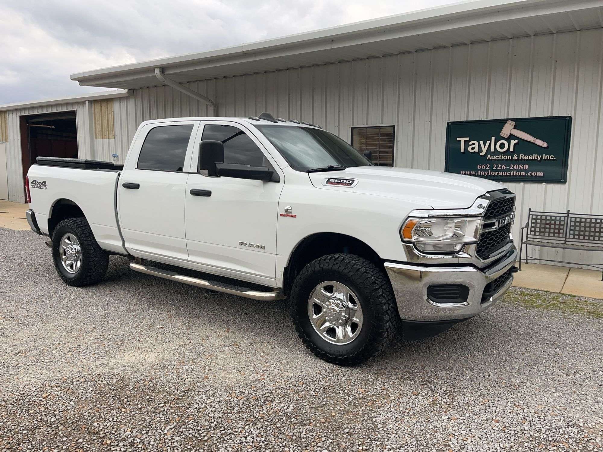 2022 Dodge Ram 2500 Equipment Image0