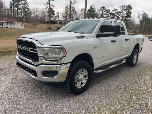 Image of Dodge Ram 2500 equipment image 2