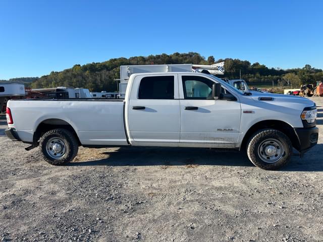 Image of Dodge Ram 2500 equipment image 1