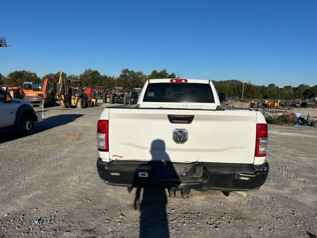 Image of Dodge Ram 2500 equipment image 4