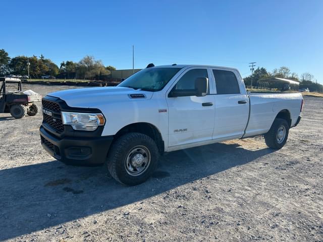 Image of Dodge Ram 2500 equipment image 2