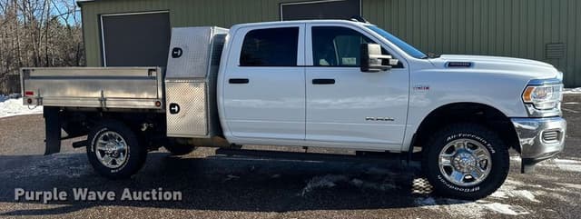 Image of Dodge Ram 3500 equipment image 3