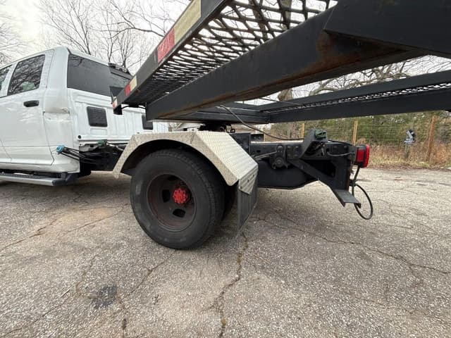 Image of Dodge Ram 3500 equipment image 3