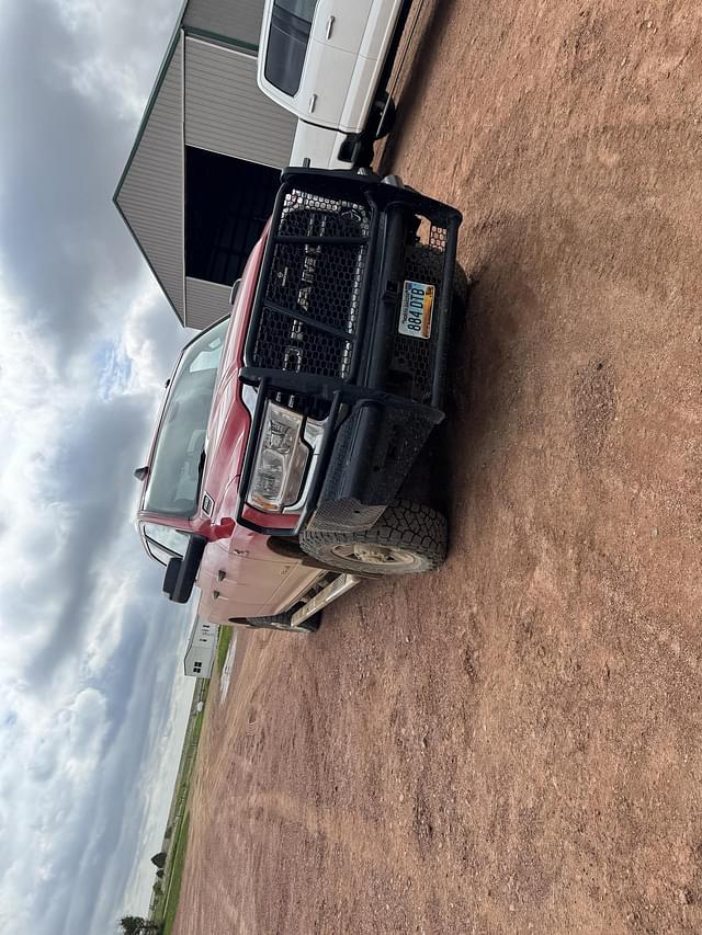 Image of Dodge Ram 3500HD equipment image 4
