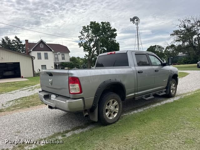 Image of Dodge Ram 3500 equipment image 4