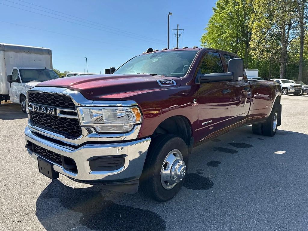 Image of Dodge Ram 3500 Primary image
