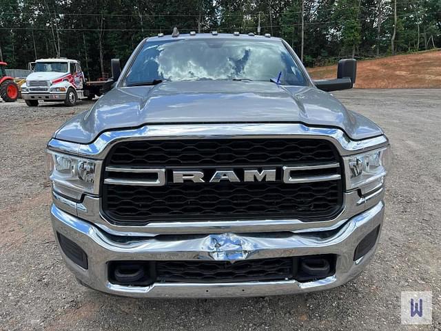 Image of Dodge Ram 3500HD equipment image 1