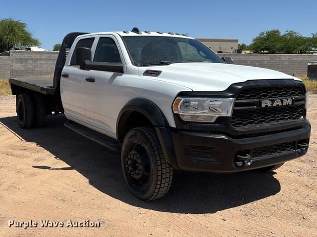Image of Dodge Ram 4500 equipment image 2