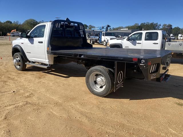 Image of Dodge Ram 5500 equipment image 1