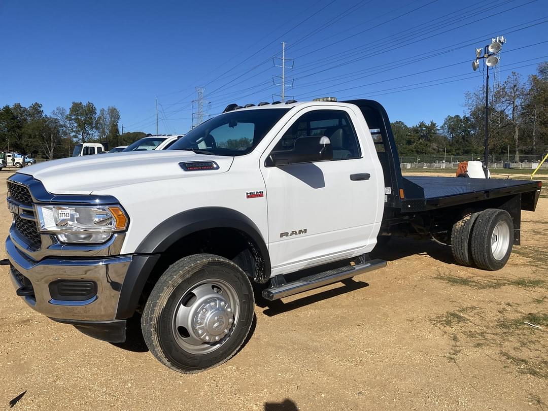 Image of Dodge Ram 5500 Primary image