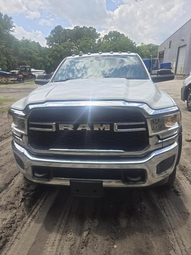 Image of Dodge Ram 5500HD equipment image 1