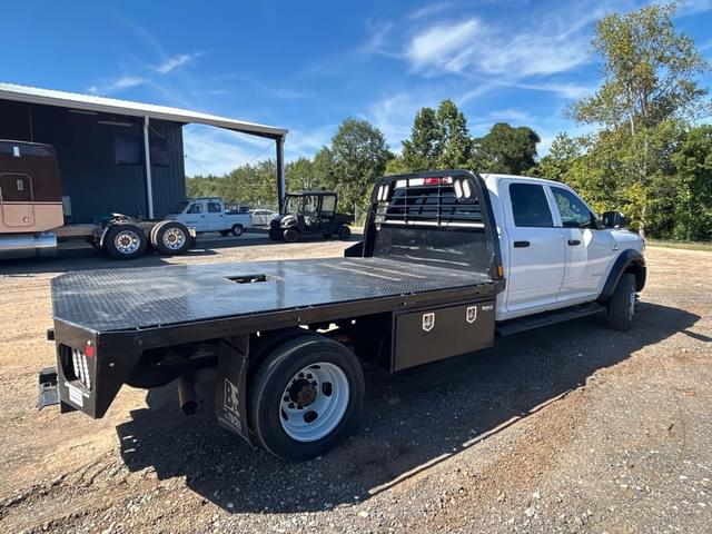 Image of Dodge Ram 5500HD equipment image 2