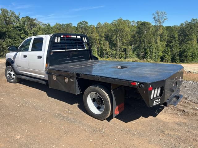 Image of Dodge Ram 5500HD equipment image 3