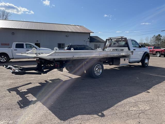 Image of Dodge Ram 5500 equipment image 4