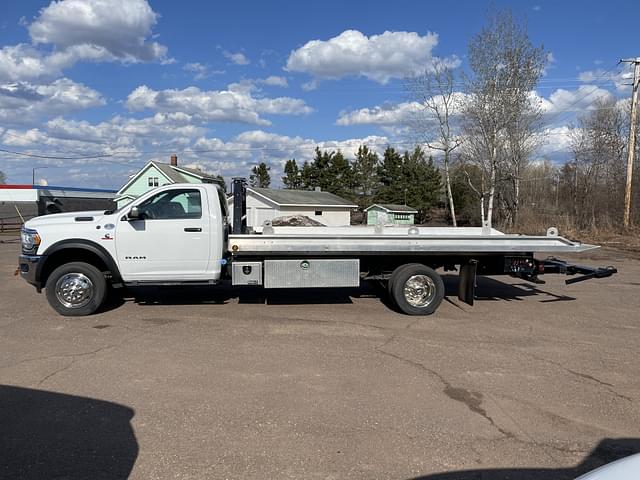 Image of Dodge Ram 5500 equipment image 1