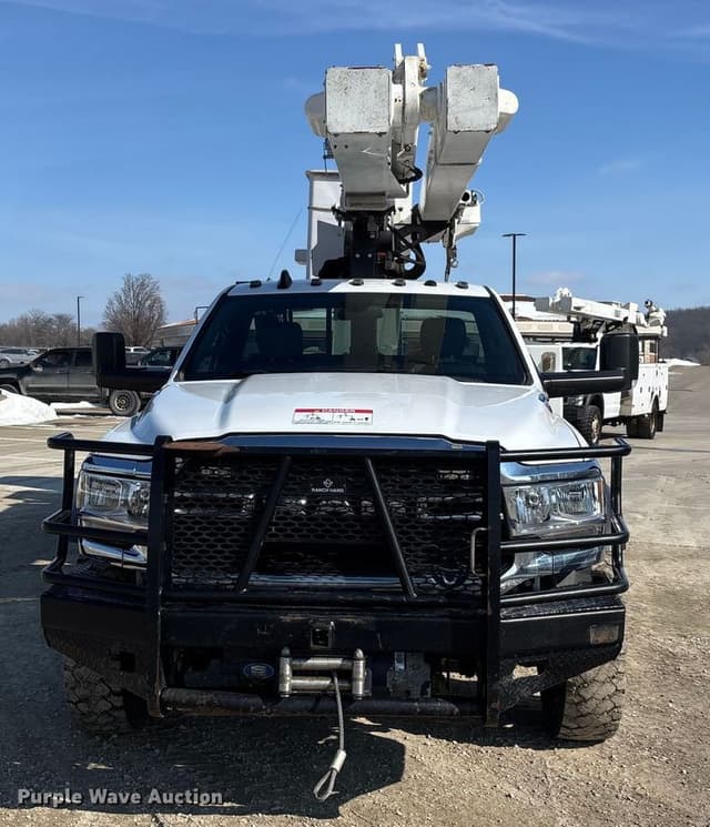 Image of Dodge Ram 5500HD equipment image 1